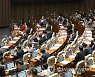 교원 노조법 개정안 본회의 통과