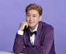 가수 김호중, 전역 후 곧장 광고까지 섭렵..선한 영향력은 계속 된다