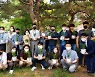 '친환경 화분에 반려나무' 한국마사회의 ESG 경영