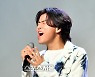 '참고사항' 소개하는 이무진[포토]