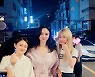 탕웨이·김신영·제아, 쉽지 않은 쓰리샷 '깜짝'.."'헤어질결심' 정말 인생영화"