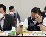 노동계 '1만890원' vs 경영계 '동결'..내년도 최저임금 입장차 뚜렷