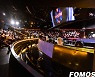 [LCK] 스왑 오류의 아쉬움, 하지만 관중-중계진의 콜라보 '치어풀 타임'