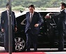 尹 "장관 발표, 공식 입장 아냐" 한마디에.. 대통령실·고용부 '진땀'