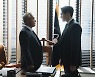 '닥터로이어' 제작진 "소지섭·이경영 대면, 스태프들도 숨죽였다"