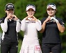 [포토]현세린,김희지,전예성 '오늘의 인사는 손하트'