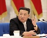 북한, 발열자 첫 '1만 이하' 주장.. 코로나19 극복 발표 수순
