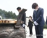 국민의힘 이준석 대표, 대전현충원 참배