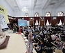 유홍준 전 문화재청장 "김지하는 공이 9라면 과는 1에 불과"