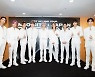 NCT 127, 日 돔투어 파이널 오사카 공연에 몰려든 현지 매체