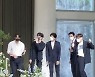 의리의 2PM, 前 JYP매니저 결혼식 축가 "우리 집으로 가자"