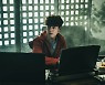 '종이의 집: 공동경제구역' 이현우, '리우' 그 자체!