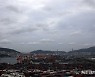 부산, 구름 많은 날씨..낮 최고 27도 예상