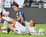 VAR 후 번복된 페널티킥 상황 [사진]