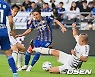 VAR 후 번복된 페널티킥 상황 [사진]