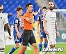 엄원상의 골 VAR 후 노골 선언 [사진]