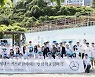 벤츠 '안심담벼락' 벽화 그리기 봉사활동 진행