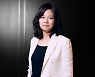 27년차 배우 김정영에게 이름을 갖게 해준 영화, '경아의 딸'[플랫]