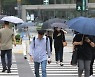 오늘 중부 집중 호우..남부 내륙·동해안 체감 33도 이상 폭염