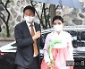 [머니S포토] 결혼식 참석하는 정기선 사장