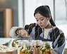 '링크' 여진구, 문가영 향한 눈빛 포착..쌍방 로맨스 시작되나