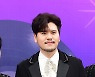 [T포토] 정민성 '왕중왕전 티켓 손에 꼭~'
