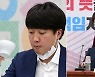 이준석처럼 '등짝 스매싱' 당한 줄리아니 前시장 "죽을 뻔"..엄벌 요구