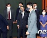 금융투자권역 최고경영자 간담회 참석하는 이복현 금감원장