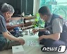 "지니야 119불러줘"..나홀로 어르신 생명 잇달아 구한 AI스피커