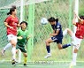 [포토] 광영중 안수정 '정확한 헤더슛 날렸지만'