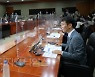 [포토] 모두발언하는 이복현 금융감독원장