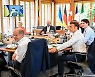 G7, 젤렌스키와 정상회의..우크라이나 정부운영예산 38조원 지원