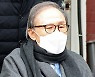 검찰, 이명박 전 대통령 형집행정지 여부 논의 중