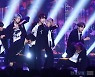 [포토] TAN, '카리스마 넘치는 멋진 모습'