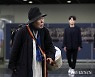 "신구 세대 섞인 새로운 앙상블"..연극 '햄릿' 뜨거운 연습 현장