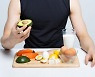 다이어트 중 '근손실' 막으려면? (연구)