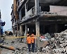 간판 흔들리고 공사장 방음벽 무너져..부산 강풍피해 신고 17건