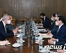 체코 하원 부의장 만난 이창양 산업장관