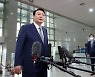 [백기철 칼럼] 우리 정치에 감동이 없는 이유
