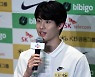 '세계선수권 은메달' 황선우 "레이스 운영·터치 향상 만족..체력이 과제"