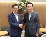 김동연-임태희, '경기교육 협치' 시동..'정례협의체' 구성 합의