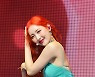 [T포토] 선미 '빠져드는 미소'