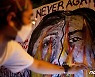 [기자의눈] 마르코스, 독재자 아니었다?..필리핀 정치 왜곡한 가짜뉴스