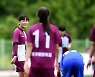[포토] 골 넣은 충주예성여고 박민지 '미소 가득'