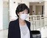 [단독] 박순애 '갑질'..조교들 '청소 족보'엔 책상거울 위치까지