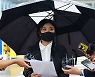 김성진 측 "이준석 10여 차례 식사 접대, 성접대도"..이준석 측 "사실무근"