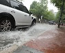빗길 교통사고 치사율, 맑은 날의 1.4배.."7월 장마철에 집중"