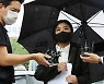 '성접대 의혹' 기업인 "朴 모시려 11번" vs 이준석 "사실무근"