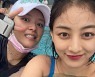 트와이스 지효-정연 부산여행..완벽 데이트 코스♥ [DA★]