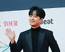 이찬원, 스타랭킹 男 트롯 23주 연속 2위..영탁 바짝 추격
